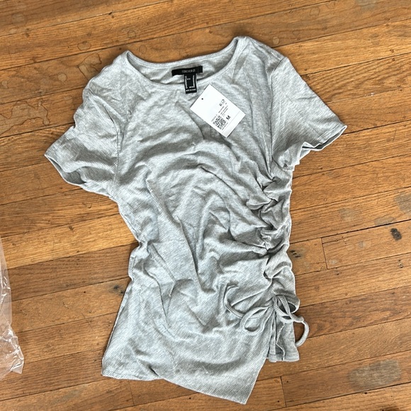 New with tags: Ruched Drawstring Ribbed Tee - Picture 4 of 4